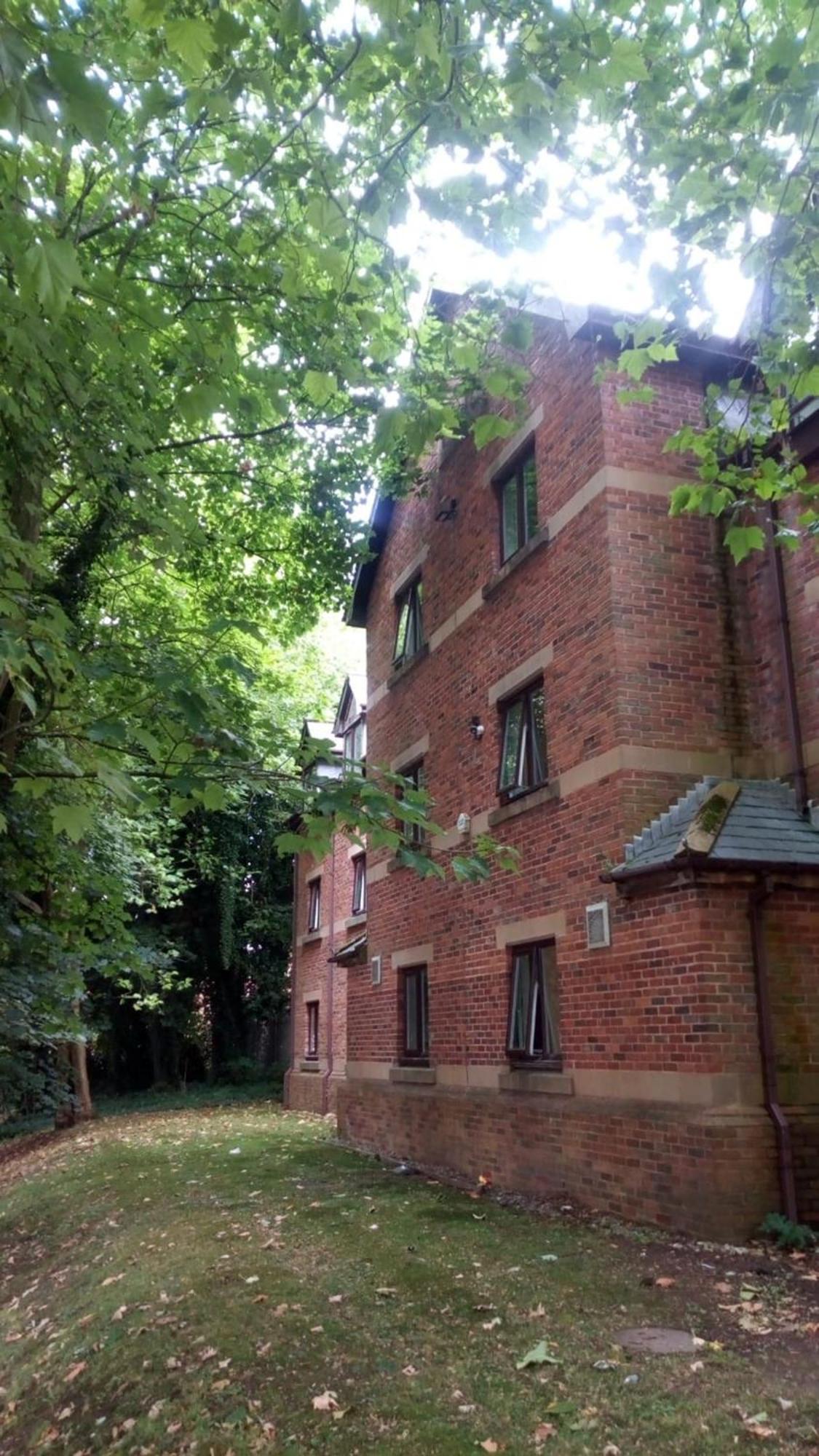 V Lodge Manchester 米德尔顿 外观 照片
