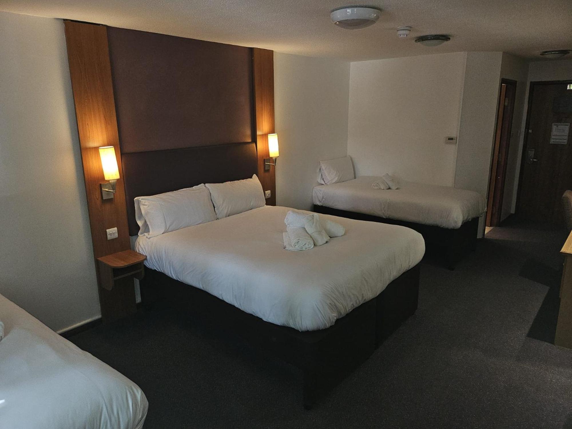V Lodge Manchester 米德尔顿 外观 照片