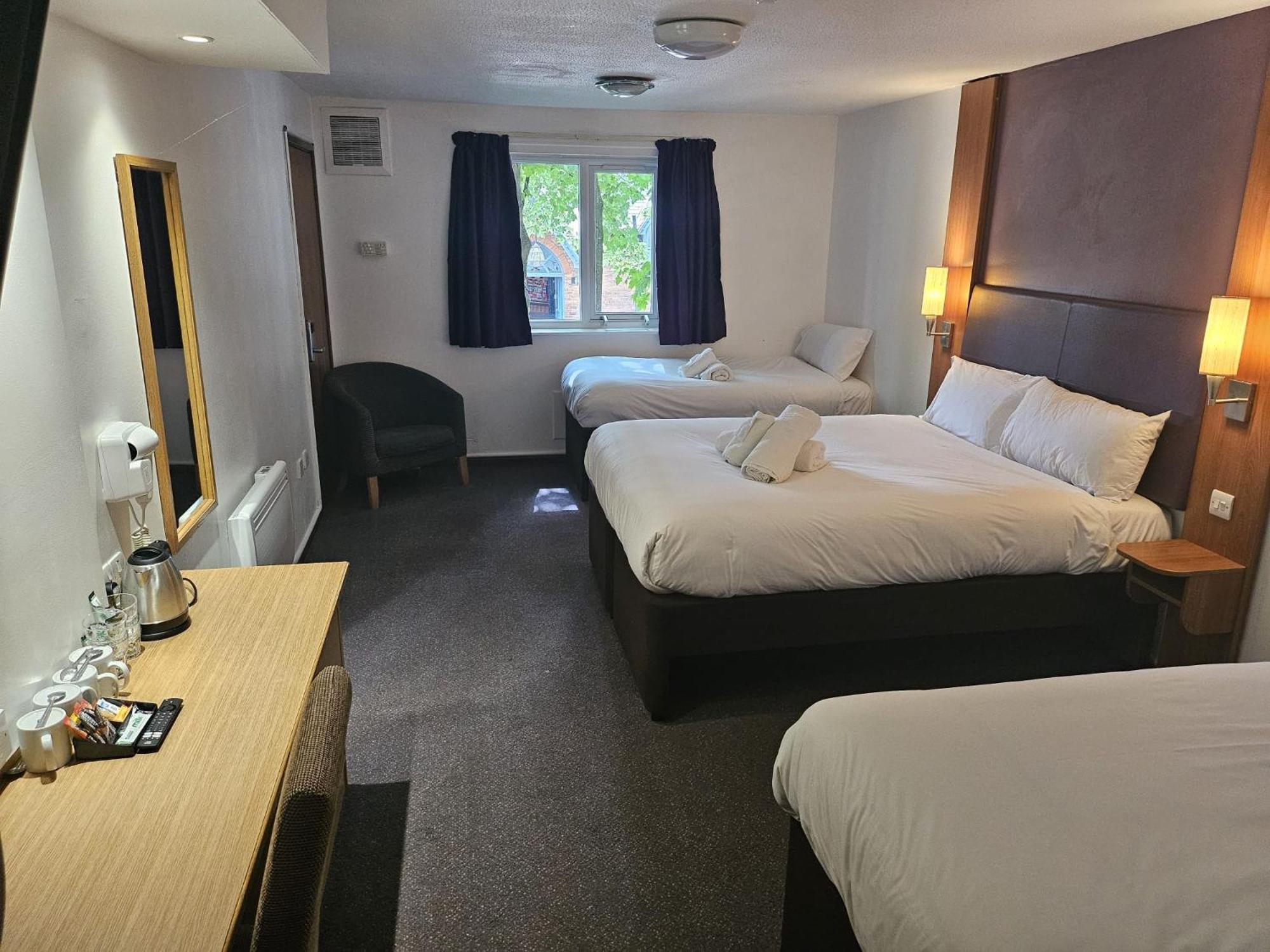 V Lodge Manchester 米德尔顿 外观 照片